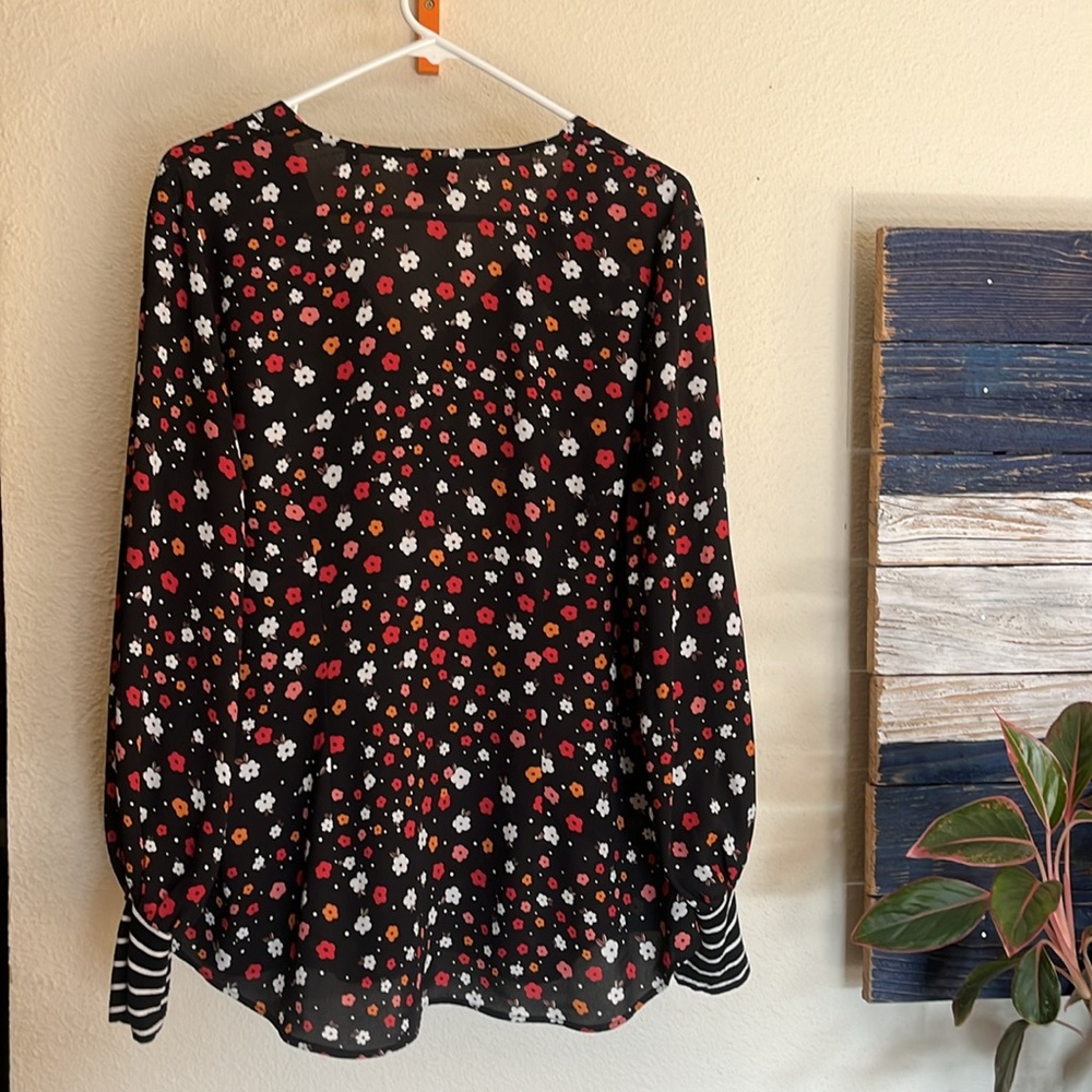 CaBi button down - Picture 2 of 9